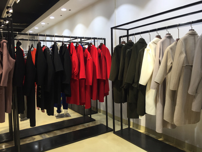 服装店铺业绩倍增的“11项分析”——以“大衣世家”品牌折扣批发为例